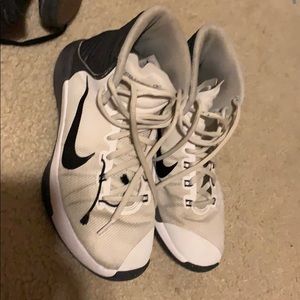 Women Nike basketball shoes
